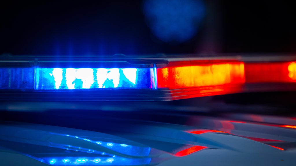San Jose police officer shoots at vehicle after second officer injured during traffic stop — CBS Bay Area (KPIX), Orinda Community news