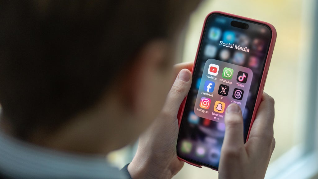 How can social media clipping be used to influence the midterm elections? — CBS Miami, Orinda Community news