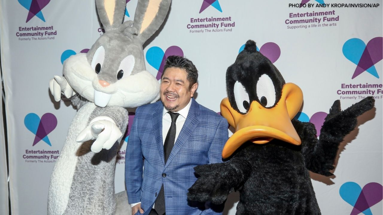 Eric Bauza, who voiced Bugs Bunny, Daffy Duck and dozens of cartoon characters, dies at 46
— ABC 7 Bay Area, Orinda Community news