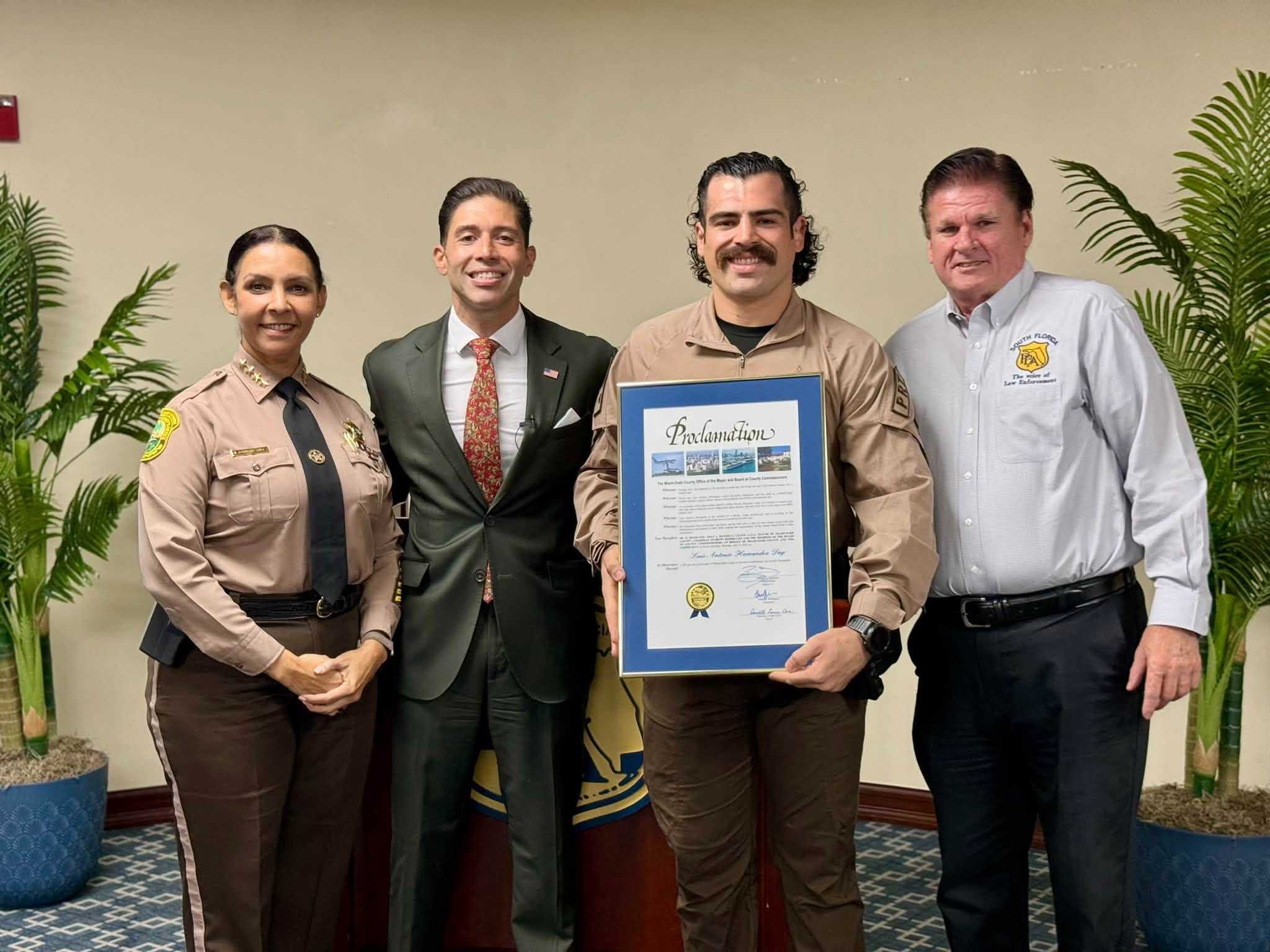 Miami-Dade deputy Luis Hernandez honored by county for UFC achievements — WPBF Sports Palm Beach