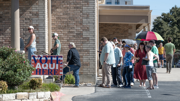 Website error delays 15,000 Texas voter registration updates days before early voting — KVUE (Austin), Orinda Community news