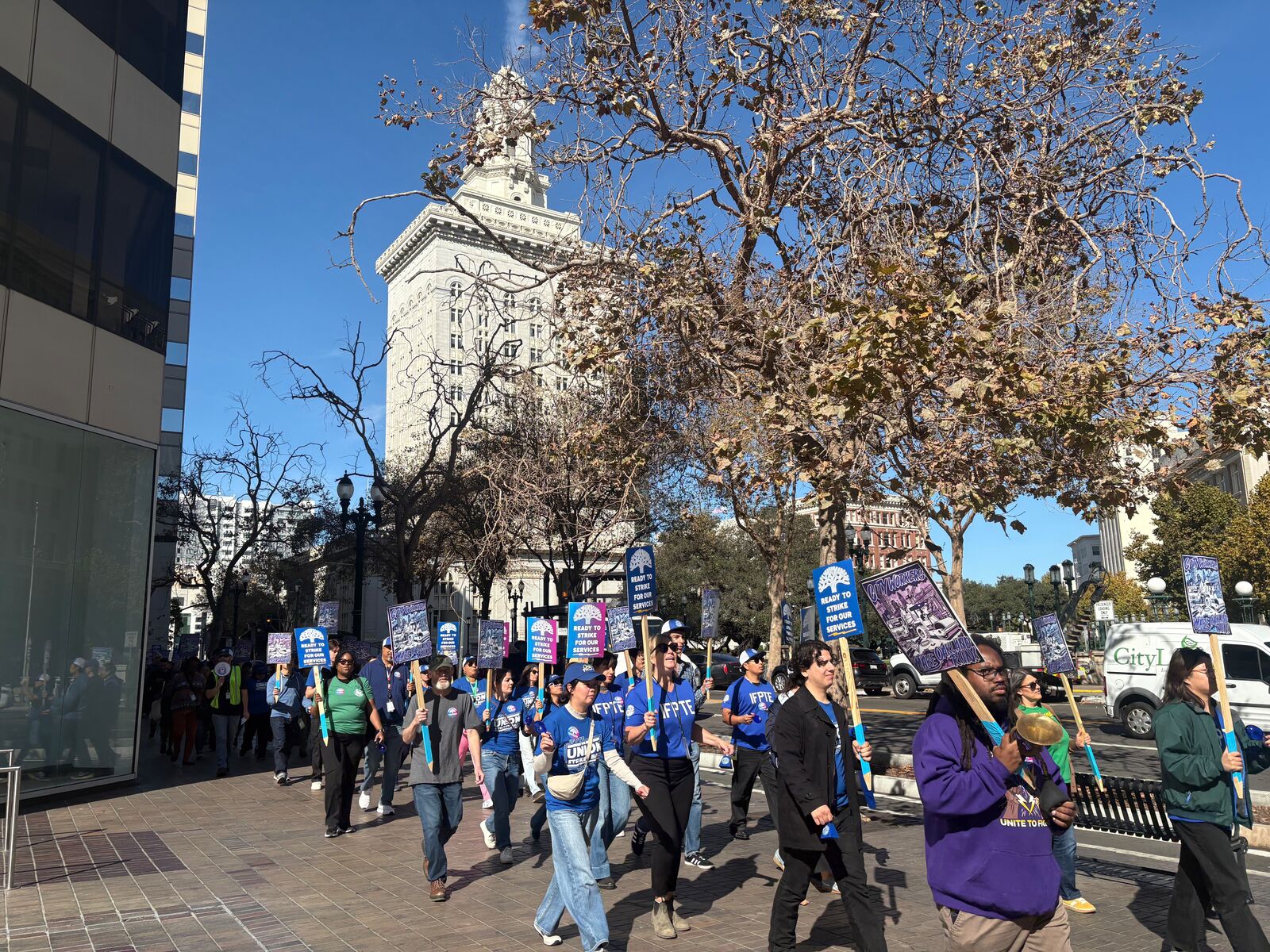 Oakland city workers will strike Nov. 5 if no deal is reached — Orinda Community news