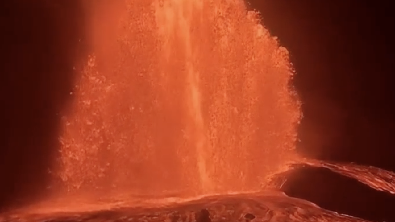 Watch: Hawaii's Kilauea volcano erupts spewing lava 700 feet in the air — KTVU FOX 2 Bay Area, Orinda Community news
